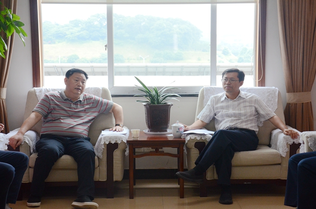 王一鸥与省轨道交通投资公司董事长王武亮会商工作 - 湖南省自然资源